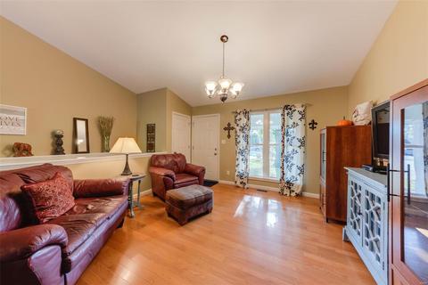 5 Chappel Ct, Manchester, MO 63021 photo 2