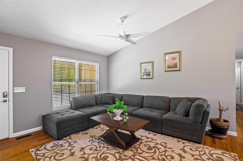 43 N Lang Dr, O'fallon, MO 63366 photo 7