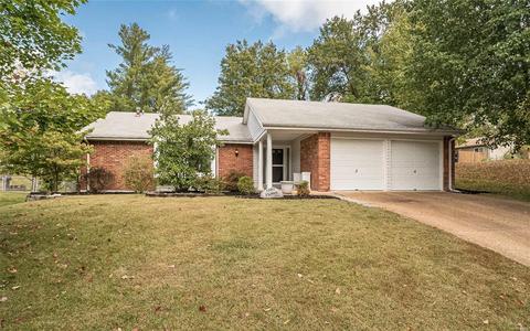 1504 Ploma Dr, Manchester, MO 63021 photo 2