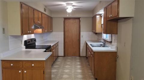 701 Crestview Dr, O'fallon, MO 63366 photo 7