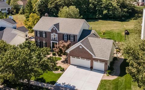 947 Crown Pointe Estates Dr, Wildwood, MO 63021 photo 1