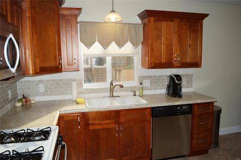 731 Whispering Willow Dr, O'fallon, MO 63366 photo 10