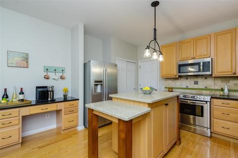 919 Cypress Trl, O'fallon, MO 63368 photo 3