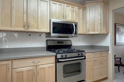 1705 Highview Circle Ct, Ballwin, MO 63021 photo 9