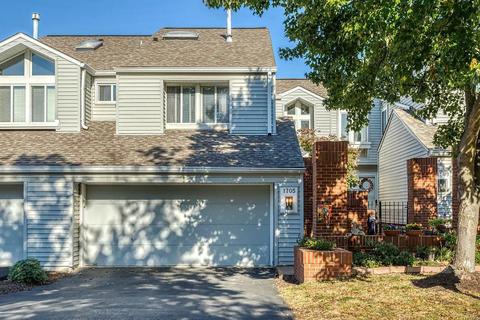1705 Highview Circle Ct, Ballwin, MO 63021 photo 1