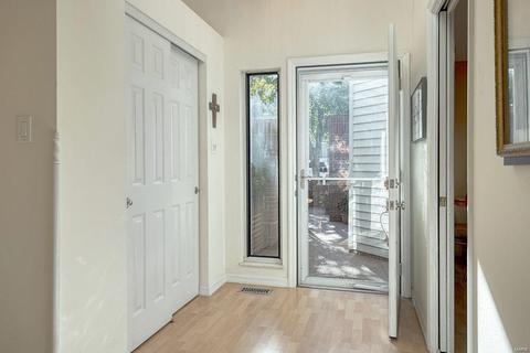 1705 Highview Circle Ct, Ballwin, MO 63021 photo 5