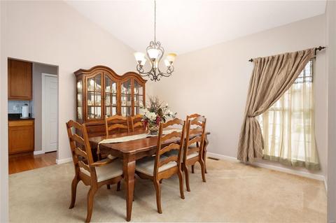 1031 Pearview Dr, Saint Peters, MO 63376 photo 7