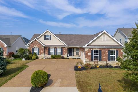 1031 Pearview Dr, Saint Peters, MO 63376 photo 1