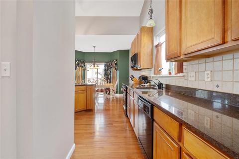 1031 Pearview Dr, Saint Peters, MO 63376 photo 9