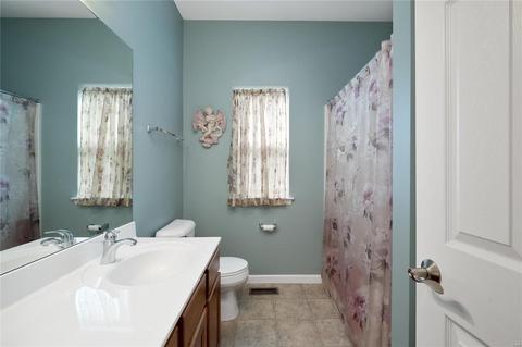 1031 Pearview Dr, Saint Peters, MO 63376 photo 17