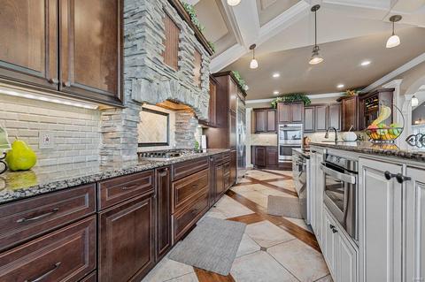887 Whitmoor Dr, Weldon Spring, MO 63304 photo 17