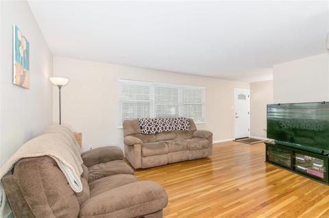 702 Cordes St, O'fallon, MO 63366 photo 5