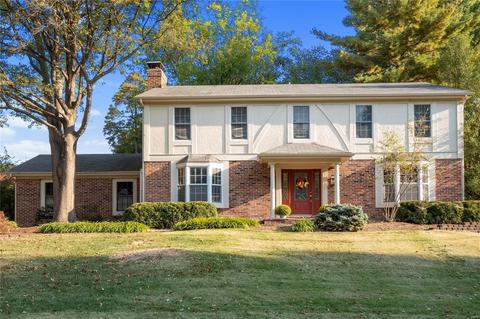 7 Morena Ct, Ballwin, MO 63011 photo 1