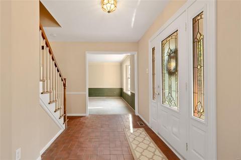 7 Morena Ct, Ballwin, MO 63011 photo 3