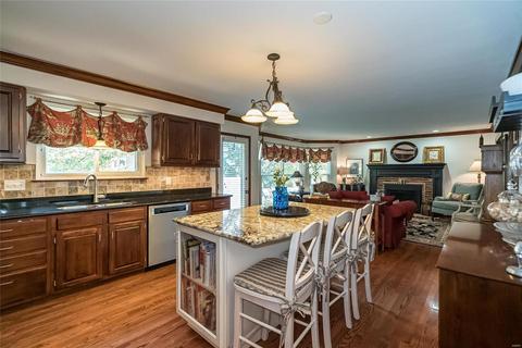 1502 Rosewood Terrace Dr, Ballwin, MO 63021 photo 12
