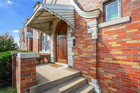 7221 Eugene Ave, Saint Louis, MO 63116 photo 2
