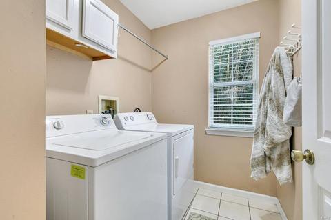 215 Ballyshannon Ct, Ballwin, MO 63021 photo 9
