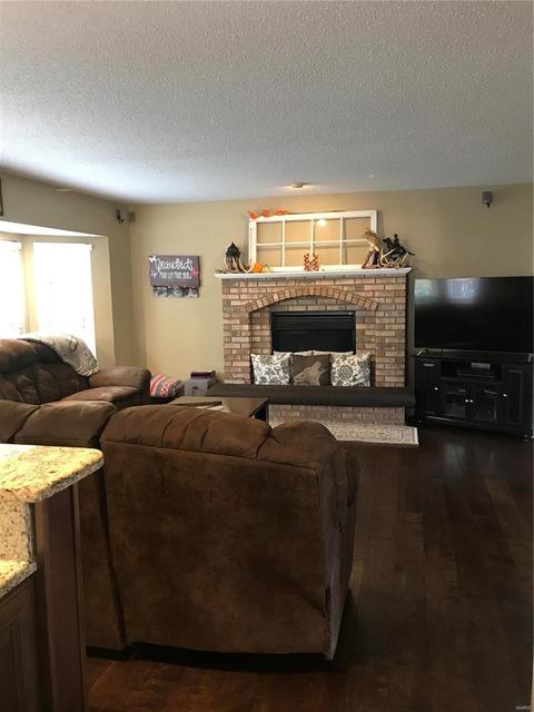 250 Old Stone Ct, O'fallon, MO 63368 photo 7