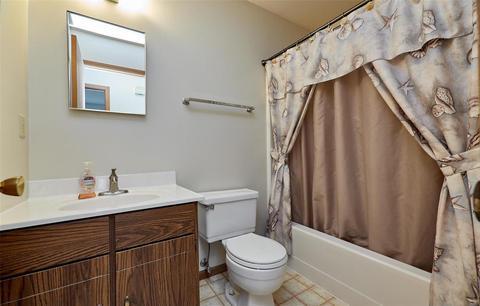 704 Williams Dr, Eureka, MO 63025 photo 9