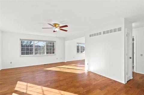 955 Barbizon, Manchester, MO 63021 photo 7