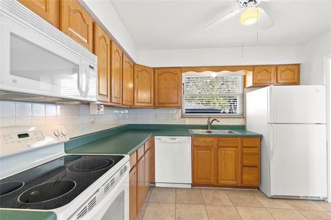 955 Barbizon, Manchester, MO 63021 photo 21