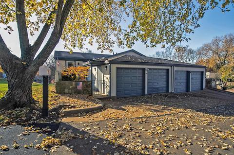 955 Barbizon, Manchester, MO 63021 photo 1