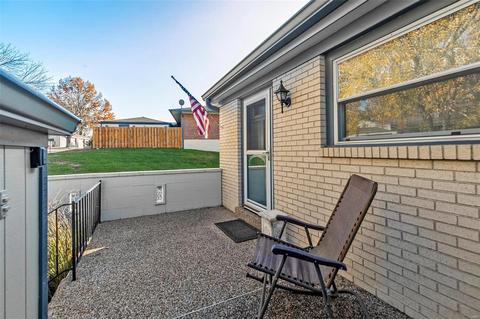 955 Barbizon, Manchester, MO 63021 photo 4