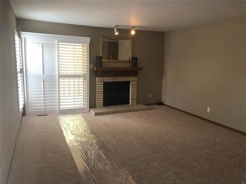 712 Woodside Trails Dr #101, Ballwin, MO 63021 photo 4