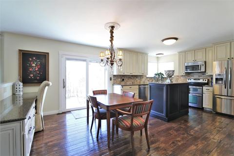 323 Harbour Pointe Dr, Grover, MO 63040 photo 10