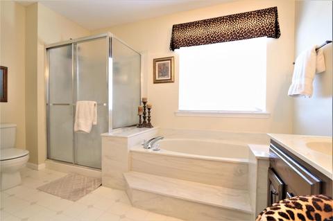 323 Harbour Pointe Dr, Grover, MO 63040 photo 24