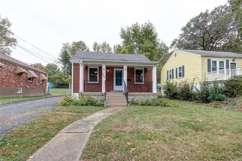 732 E Jackson Rd, Saint Louis, MO 63119 photo 2