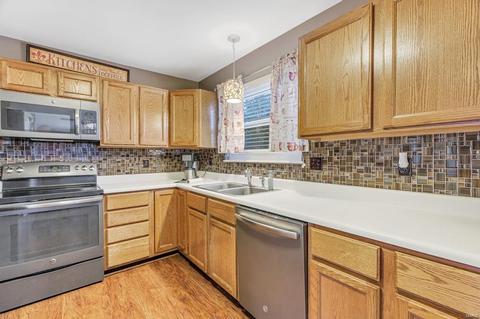 668 Emge Rd, O'fallon, MO 63366 photo 4