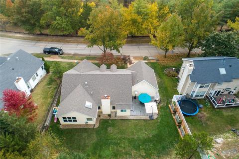 327 Thunderhead Canyon Dr, Wildwood, MO 63011 photo 3