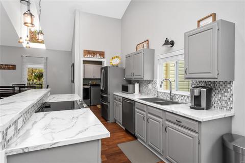 327 Thunderhead Canyon Dr, Wildwood, MO 63011 photo 14