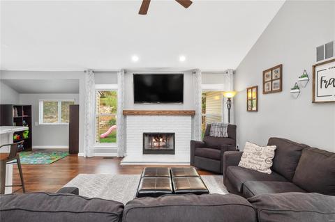 327 Thunderhead Canyon Dr, Wildwood, MO 63011 photo 5