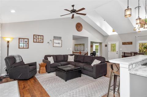 327 Thunderhead Canyon Dr, Wildwood, MO 63011 photo 6
