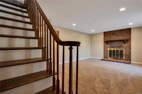 242 Mar El Ct, Ellisville, MO 63011 photo 2