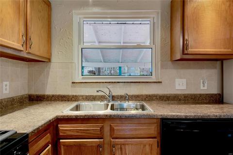 242 Mar El Ct, Ellisville, MO 63011 photo 17
