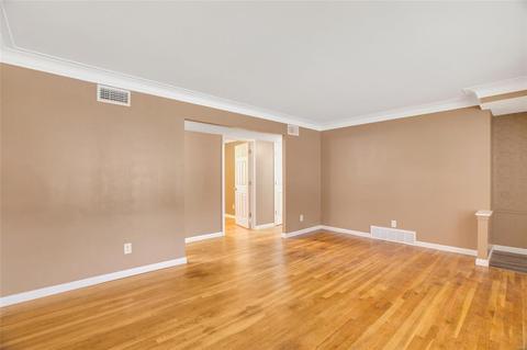 2562 Hackman, Saint Louis, MO 63136 photo 4