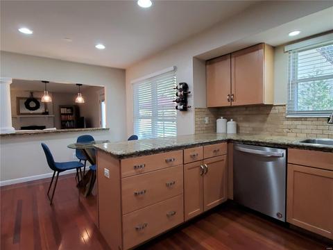 1136 Hollyberry Dr, Ballwin, MO 63021 photo 13