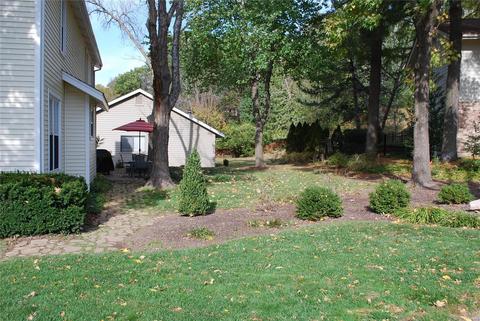 1136 Hollyberry Dr, Ballwin, MO 63021 photo 4