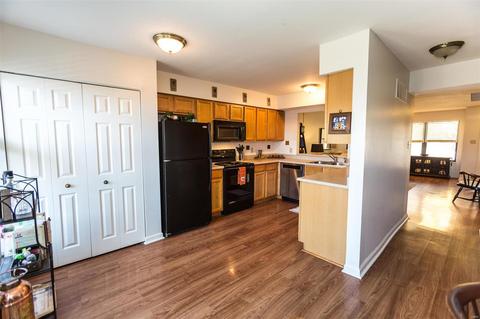 707 Forest Trace Dr #E, Chesterfield, MO 63017 photo 13