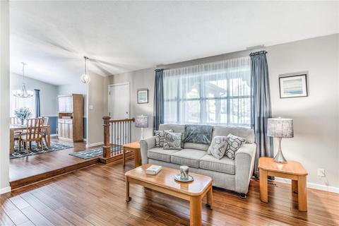 122 Holly Garden Dr, Ballwin, MO 63021 photo 3