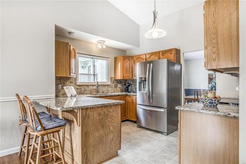 122 Holly Garden Dr, Ballwin, MO 63021 photo 11