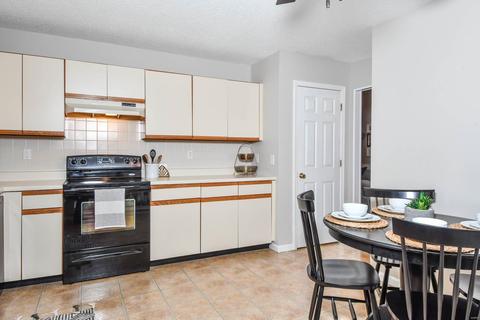 552 Woodlyn Xing, Ballwin, MO 63021 photo 15