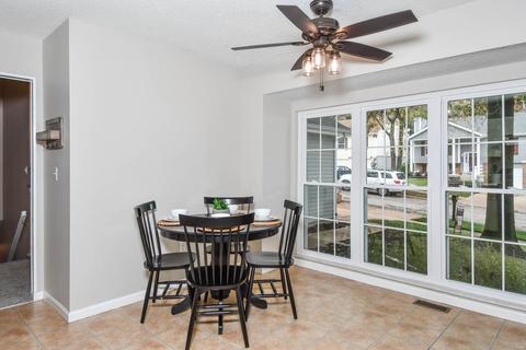 552 Woodlyn Xing, Ballwin, MO 63021 photo 16