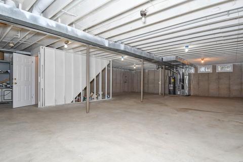 552 Woodlyn Xing, Ballwin, MO 63021 photo 32