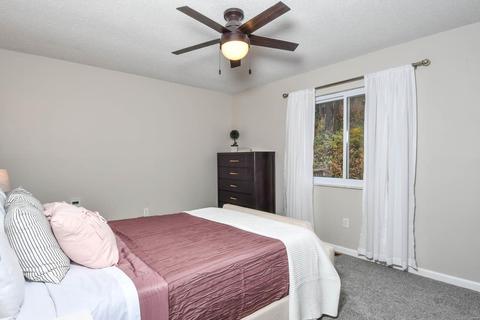 552 Woodlyn Xing, Ballwin, MO 63021 photo 21