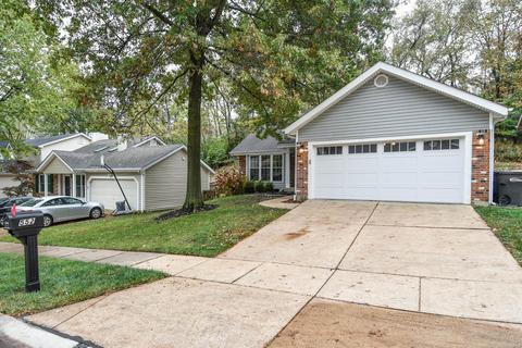 552 Woodlyn Xing, Ballwin, MO 63021 photo 2