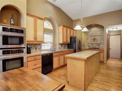416 Kacey, Ballwin, MO 63021 photo 12
